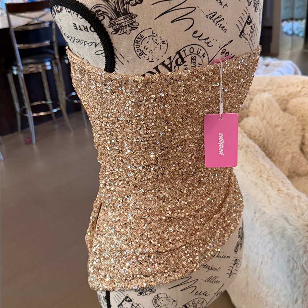 ๐ with tag ~ Edikted Sequin Asymmetric Slit Strapless Top - Picture 6 of 17